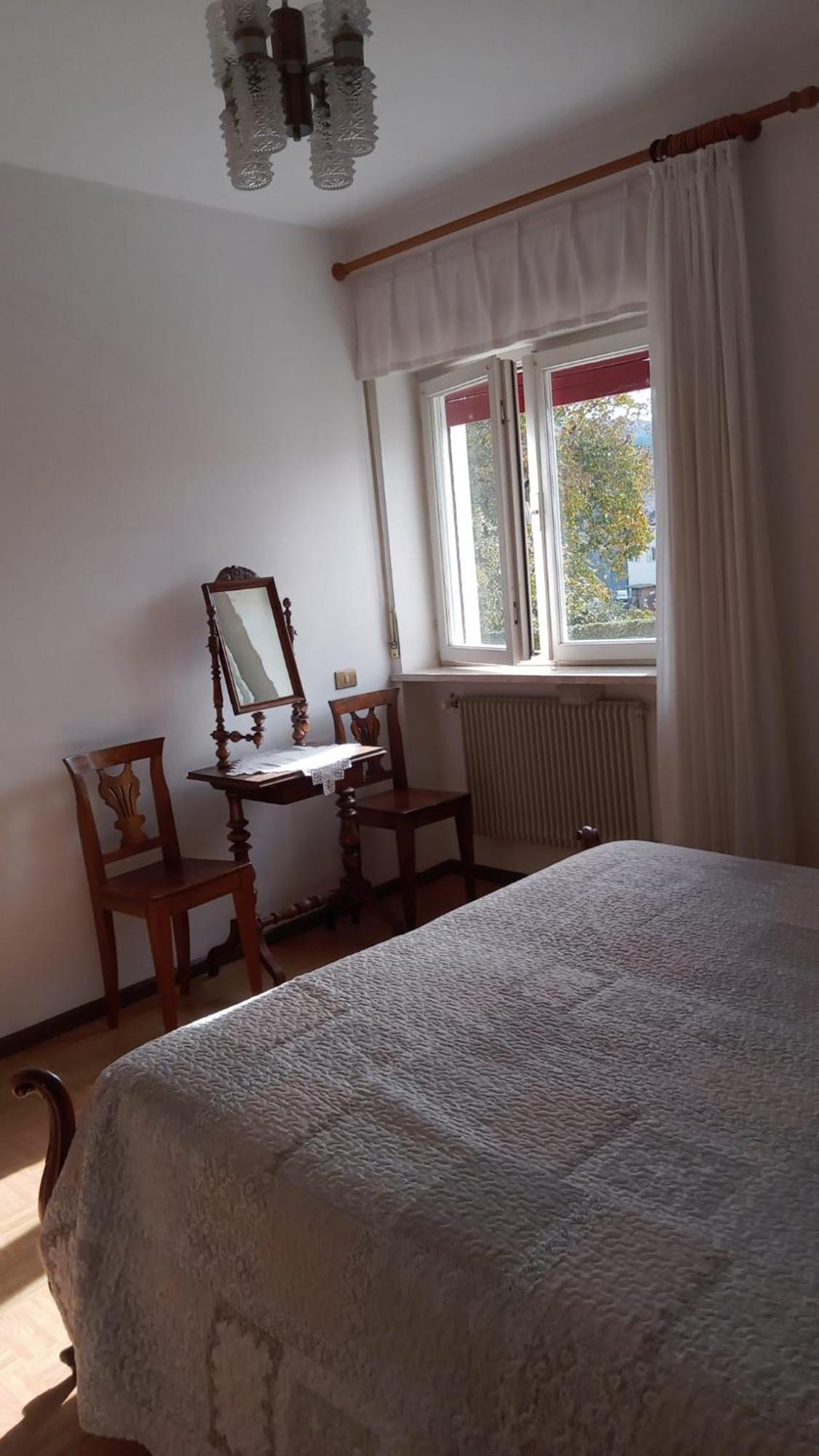 Casa Vacanze A Romeno 外观 照片