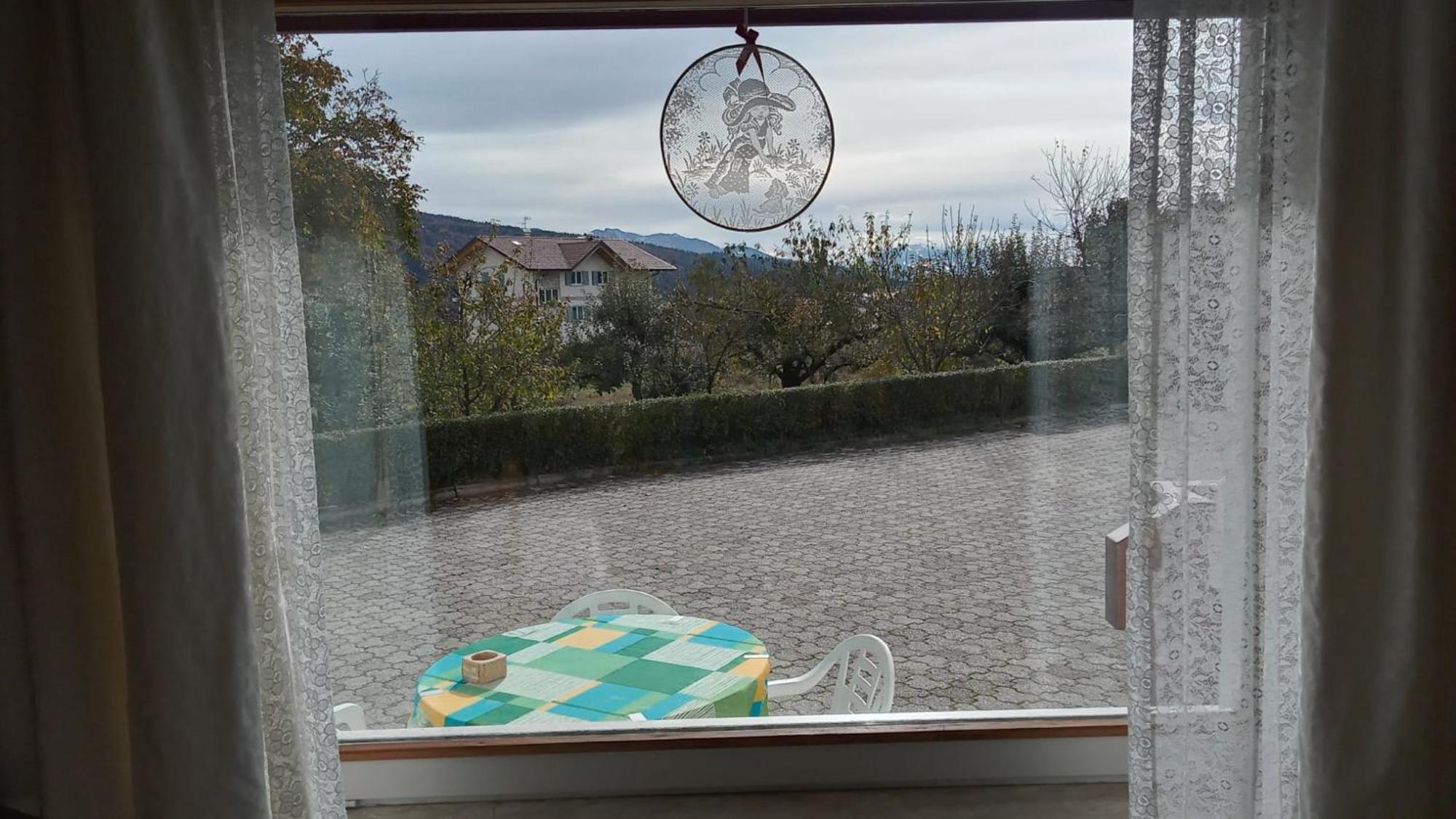 Casa Vacanze A Romeno 外观 照片